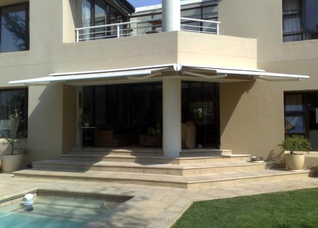 Portofino Awning with Pelmet