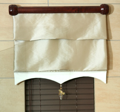 Roman Blind with Tassle